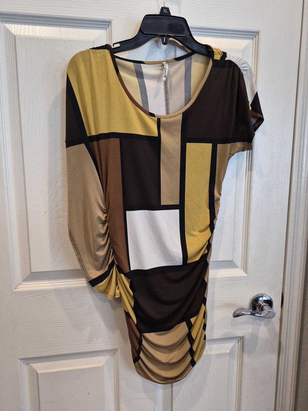 TRUE LIGHT Colorblock Geometric Tunic in Yellow, Brown, Tan & White